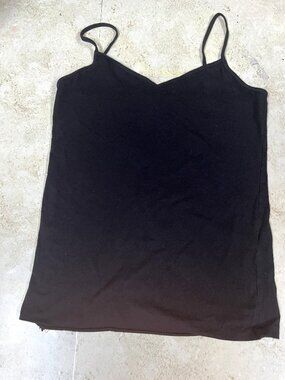 JUNIORS SIZE XL FOREVER 21 BLACK V-NECK SPAGHETTI TANK TOP SHIRT